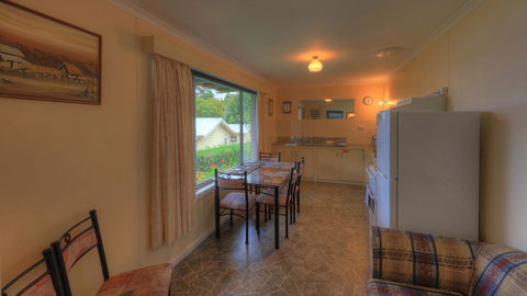 The 2C's Bed & Breakfast - Holiday Adelaide 1