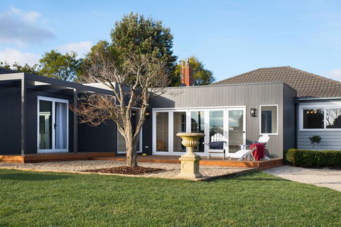 The Arlow House - Holiday Adelaide 0