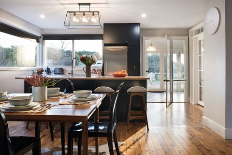 The Arlow House - Holiday Adelaide 2