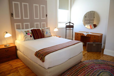 The Bank B&B West Wyalong - Holiday Adelaide 1