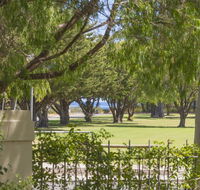The Beach Retreat - Holiday Adelaide
