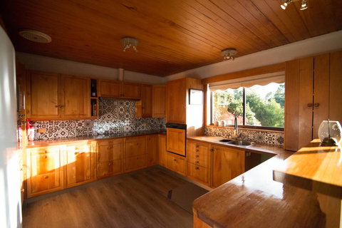 The Hobart Entrance - Holiday Adelaide 22