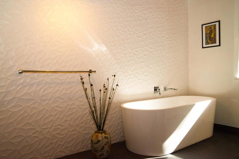 The Hobart Entrance - Holiday Adelaide 28