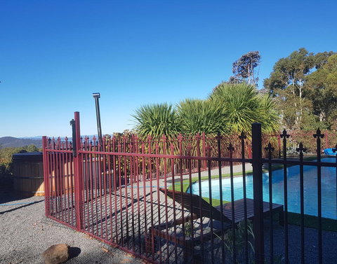 The Hobart Entrance - Holiday Adelaide 6