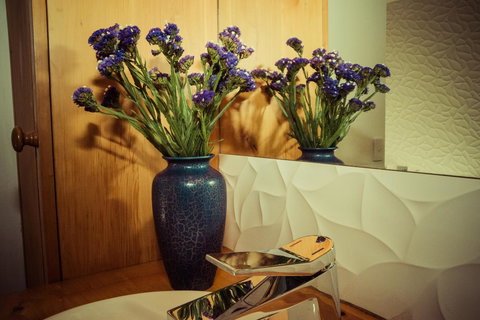 The Hobart Entrance - Holiday Adelaide 27