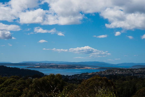 The Hobart Entrance - Holiday Adelaide 23