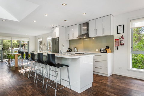 Freycinet Haven - Holiday Adelaide 5