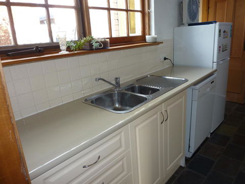 Eliza Cottage - Holiday Adelaide 7