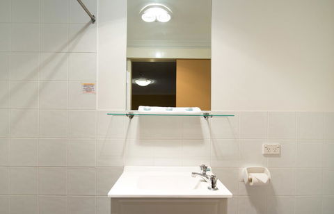 Beltana Hotel - Holiday Adelaide 14