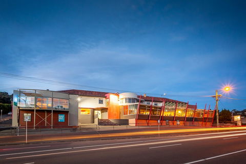 Beltana Hotel - Holiday Adelaide 0