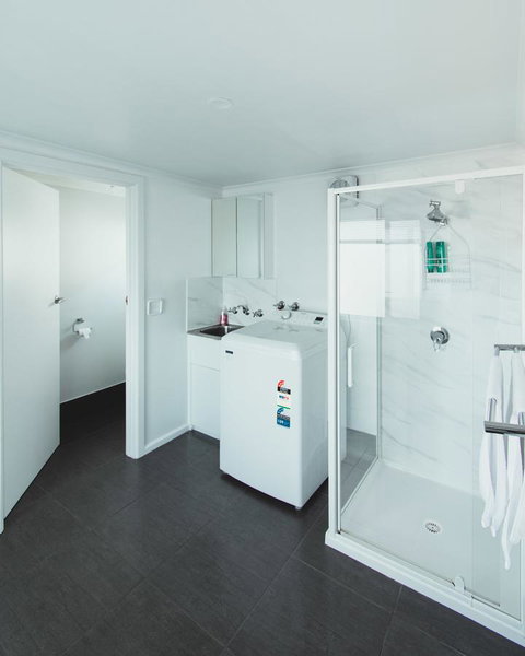 Park Street Accommodation - Holiday Adelaide 3