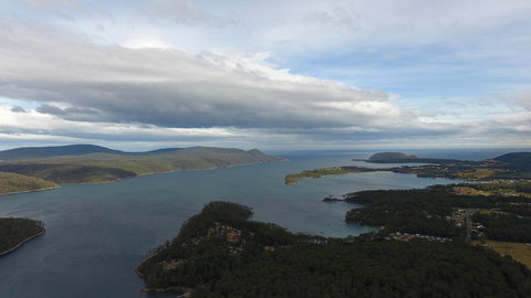 The Fox And Hounds Historic Hotel - Holiday Adelaide 1