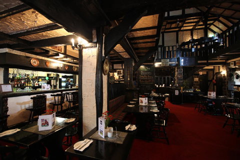 The Fox And Hounds Historic Hotel - Holiday Adelaide 35
