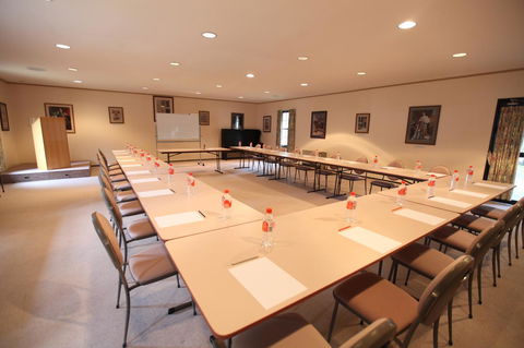 The Fox And Hounds Historic Hotel - Holiday Adelaide 27