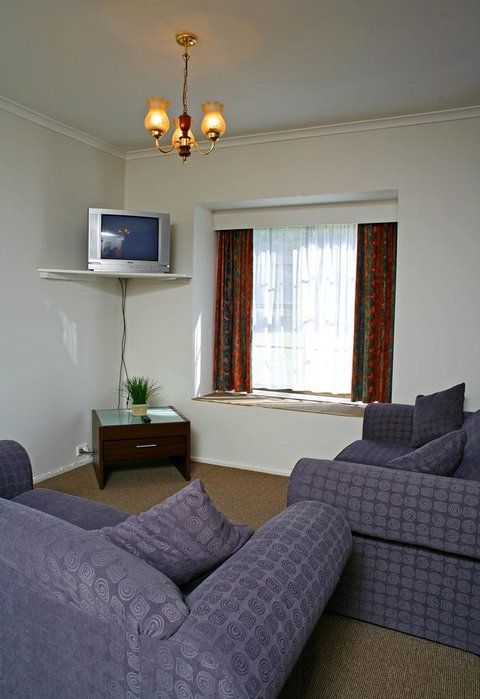 The Fox And Hounds Historic Hotel - Holiday Adelaide 24