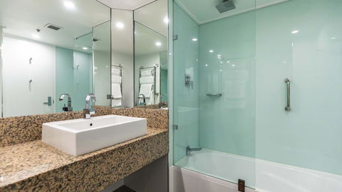 Hotel Grand Chancellor Hobart - Holiday Adelaide 16