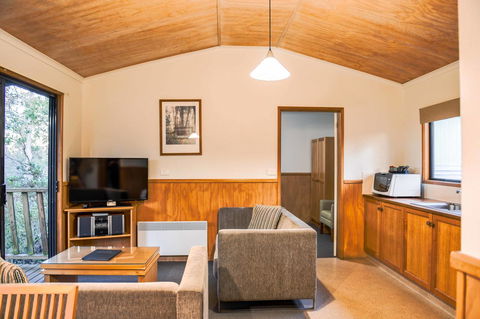 Cradle Mountain Wilderness Village - Holiday Adelaide 27