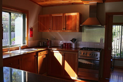 Hazards Beach House - Holiday Adelaide 4