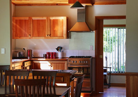 Hazards Beach House - Holiday Adelaide 5