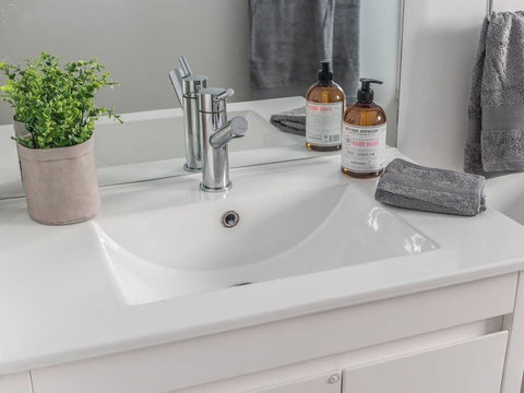 Marina View Apartment - Holiday Adelaide 14