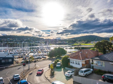 Marina View Apartment - Holiday Adelaide 5