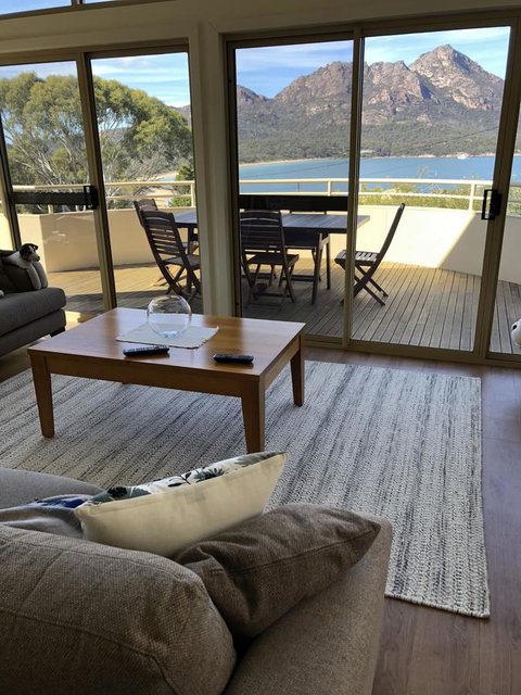 Freycinet Beach House - Holiday Adelaide 3