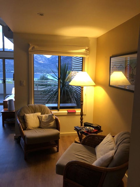 Freycinet Beach House - Holiday Adelaide 15