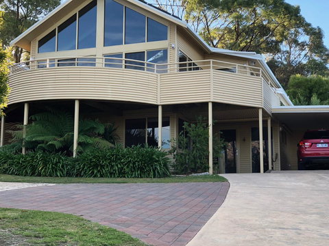 Freycinet Beach House - Holiday Adelaide 10
