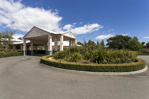 Panorama Hotel St Helens - Holiday Adelaide 12