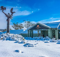 Cradle Mountain Hotel - Holiday Adelaide