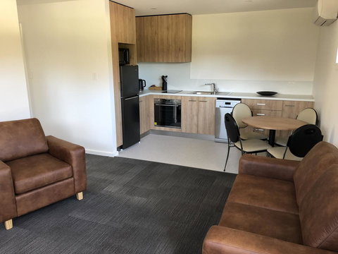 Risdon Brook Hotel - Holiday Adelaide 10