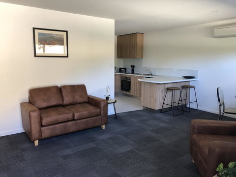 Risdon Brook Hotel - Holiday Adelaide 15