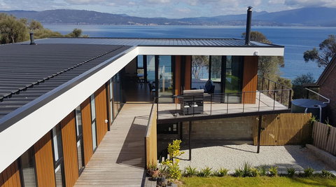 Blessington Beach Retreat - Holiday Adelaide 1