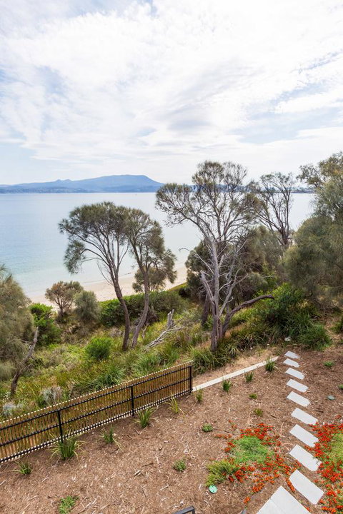 Blessington Beach Retreat - Holiday Adelaide 32