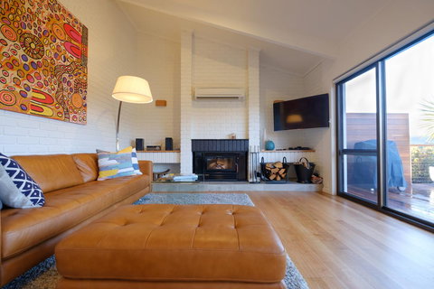 Arthouse Freycinet - Holiday Adelaide 1