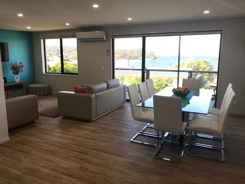 Self Contained Beach View Apartment - Holiday Adelaide 5
