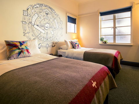 Alabama Hotel Hobart - Holiday Adelaide 34