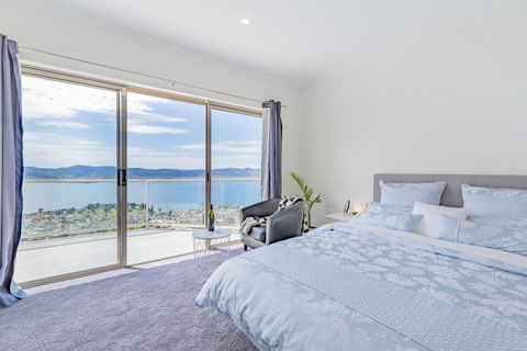 Nature & Relax House, Panoramic Sea View, Free Parking 37 - Holiday Adelaide 0
