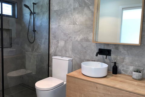 HIDDEN HAVEN Binalong Bay - Holiday Adelaide 4