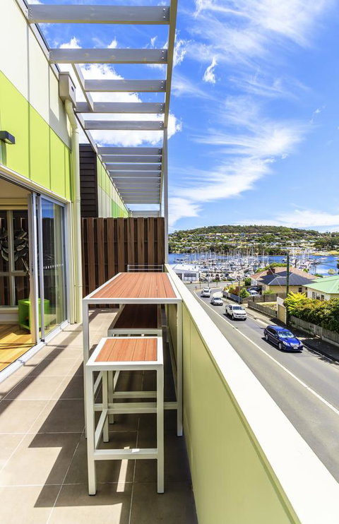 Bellerive Marina View Apartments No 28 - Holiday Adelaide 19