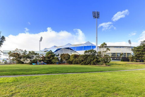 Bellerive Marina View Apartments No 28 - Holiday Adelaide 21