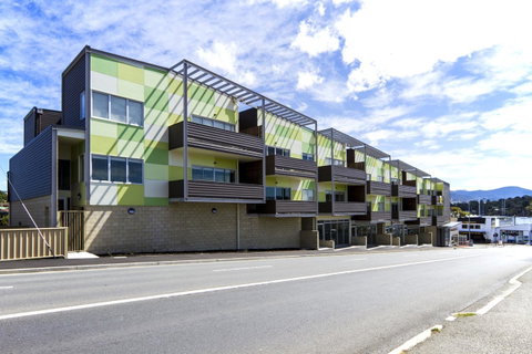 Bellerive Marina View Apartments No 28 - Holiday Adelaide 18