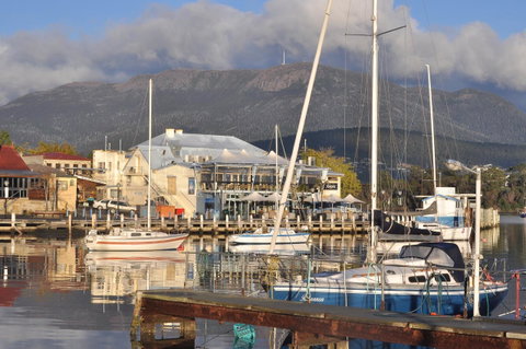 Bellerive Marina View Apartments No 28 - Holiday Adelaide 26