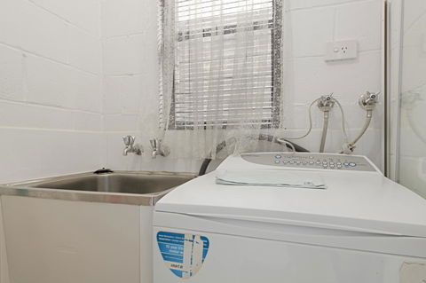 Aruba Apartments - Holiday Adelaide 6