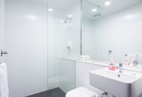 Buller Central Hotel - Holiday Adelaide 5