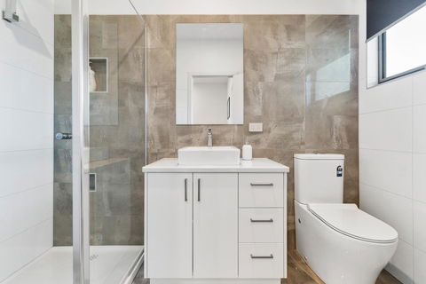 Rosewater Townhouses Dromana - Holiday Adelaide 11