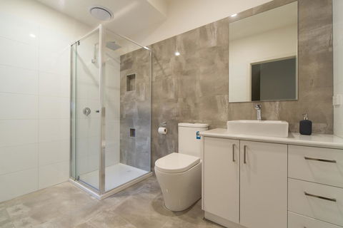 Rosewater Townhouses Dromana - Holiday Adelaide 31