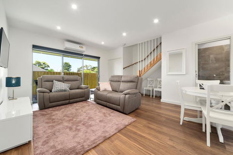 Rosewater Townhouses Dromana - Holiday Adelaide 14
