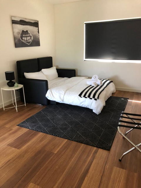 Rosewater Townhouses Dromana - Holiday Adelaide 2