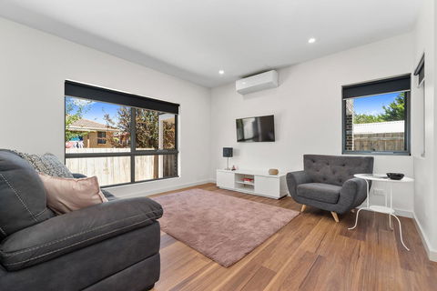 Rosewater Townhouses Dromana - Holiday Adelaide 10